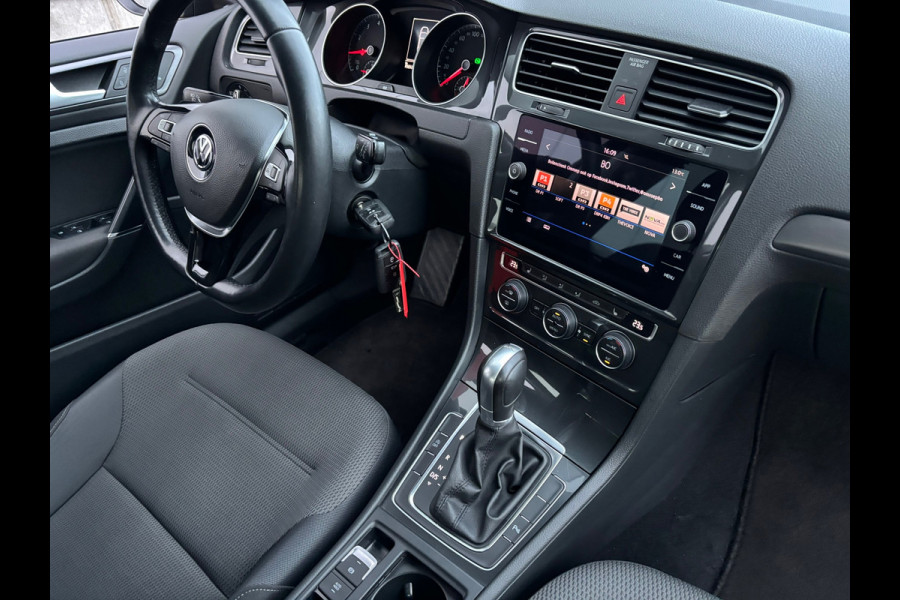 Volkswagen Golf 1.5 TSI Comfortline Business / Carplay / Trekhaak