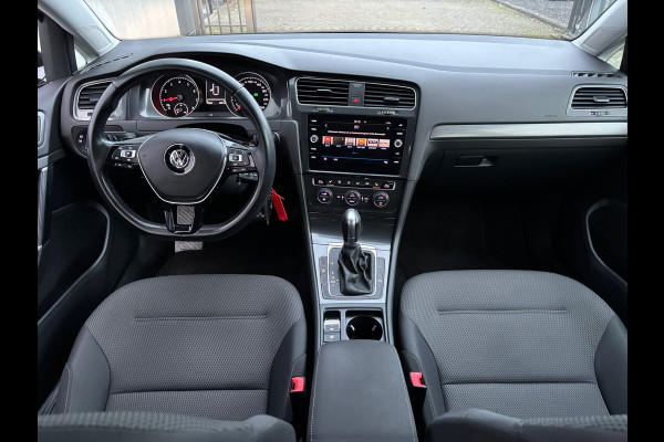 Volkswagen Golf 1.5 TSI Comfortline Business / Carplay / Trekhaak