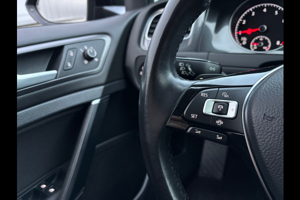 Volkswagen Golf 1.5 TSI Comfortline Business / Carplay / Trekhaak