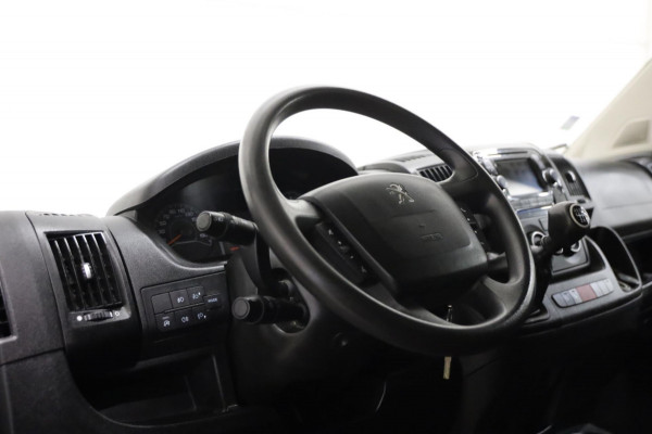 Peugeot Boxer 2.0 BlueHDI L2/H2 130PK PDC AIRCO NAVI CRUISE CONTROL LEASE V/A 99,- p.m. INRUIL MOGELIJK