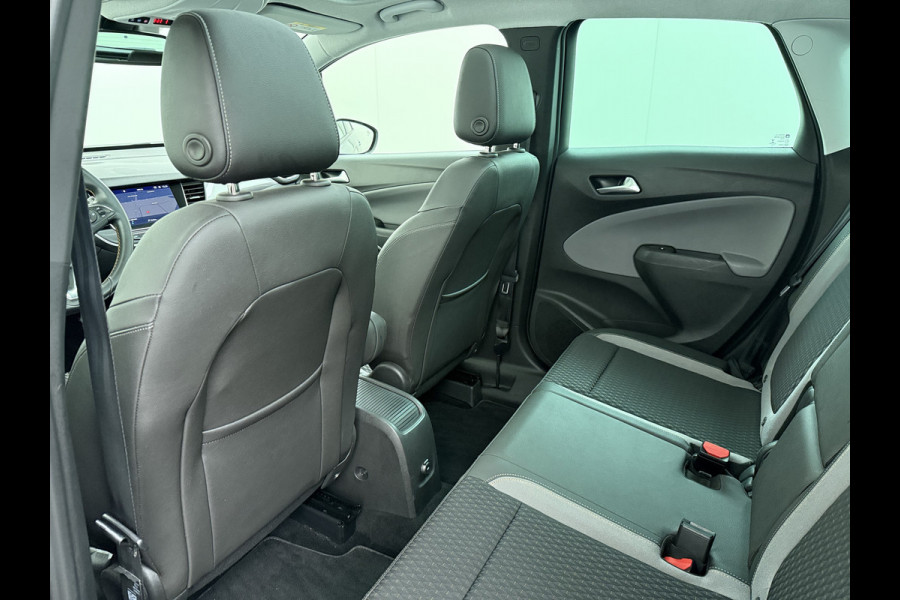 Opel Crossland X T 111PK AUT-6 Pano-Dak Pdc Trekhaak Navi Ecc HUD Apple Carplay Android Auto 360°Camera Bord-Herkenning Head-Up Display Innovatio AGR-Comfort Stoelen Lmv Cruise Control Isofix DAB+ Bluetooth Lane Assist Led Head-Up-Display Super-compleet Origineel Nederlandse Auto Distributieriem is vervangen!
