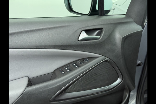 Opel Crossland X T 111PK AUT-6 Pano-Dak Pdc Trekhaak Navi Ecc HUD Apple Carplay Android Auto 360°Camera Bord-Herkenning Head-Up Display Innovatio AGR-Comfort Stoelen Lmv Cruise Control Isofix DAB+ Bluetooth Lane Assist Led Head-Up-Display Super-compleet Origineel Nederlandse Auto Distributieriem is vervangen!