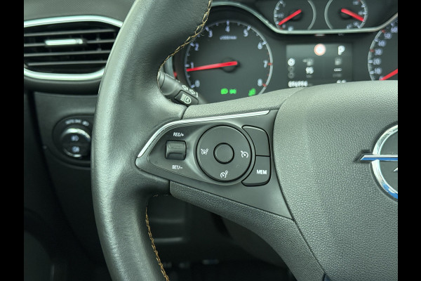 Opel Crossland X T 111PK AUT-6 Pano-Dak Pdc Trekhaak Navi Ecc HUD Apple Carplay Android Auto 360°Camera Bord-Herkenning Head-Up Display Innovatio AGR-Comfort Stoelen Lmv Cruise Control Isofix DAB+ Bluetooth Lane Assist Led Head-Up-Display Super-compleet Origineel Nederlandse Auto Distributieriem is vervangen!