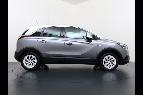 Opel Crossland X T 111PK AUT-6 Pano-Dak Pdc Trekhaak Navi Ecc HUD Apple Carplay Android Auto 360°Camera Bord-Herkenning Head-Up Display Innovatio AGR-Comfort Stoelen Lmv Cruise Control Isofix DAB+ Bluetooth Lane Assist Led Head-Up-Display Super-compleet Origineel Nederlandse Auto Distributieriem is vervangen!