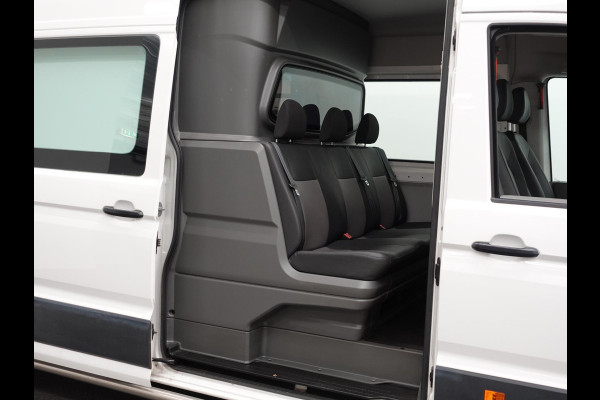 Volkswagen Crafter 140pk L4H3 / L3H2 Dubbele cabine Airco Cruise control Trekhaak Navigatie Carplay  Camera Sidebars Euro6