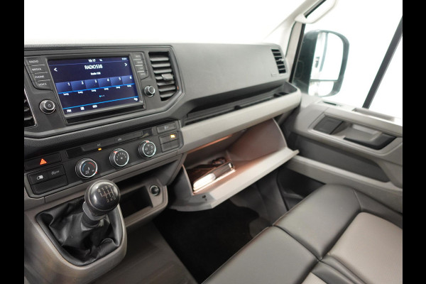 Volkswagen Crafter 140pk L4H3 / L3H2 Dubbele cabine Airco Cruise control Trekhaak Navigatie Carplay  Camera Sidebars Euro6