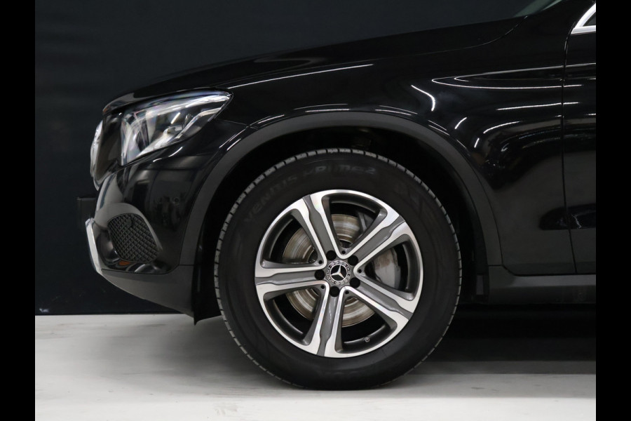 Mercedes-Benz GLC 250 4MATIC [TREKHAAK, BLUETOOTH TELEFOON, CRUISE CONTROL, ACHTERUITRIJCAMERA, PDC ACHTER, STOELVERWARMING, AUTOMATISCHE AIRCO, ELEKTRISCHE ACHTERKLEP, NIEUWSTAAT]