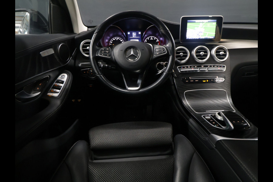 Mercedes-Benz GLC 250 4MATIC [TREKHAAK, BLUETOOTH TELEFOON, CRUISE CONTROL, ACHTERUITRIJCAMERA, PDC ACHTER, STOELVERWARMING, AUTOMATISCHE AIRCO, ELEKTRISCHE ACHTERKLEP, NIEUWSTAAT]