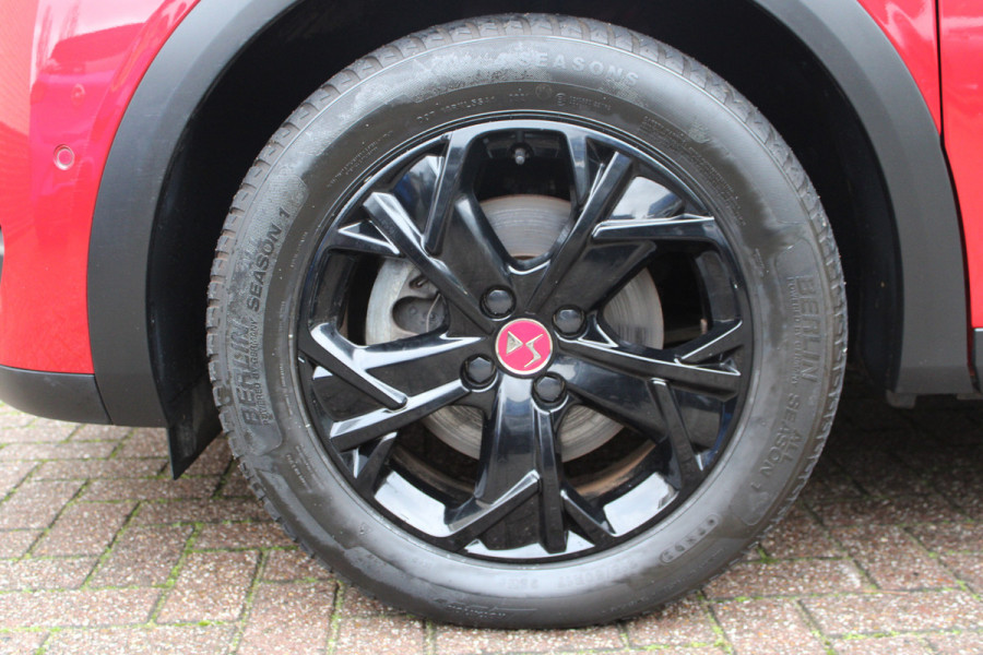 DS DS 3 Crossback E-Tense Performance Line 50 kWh | BLIS | Cruise control | Carplay | Stoelverwarming