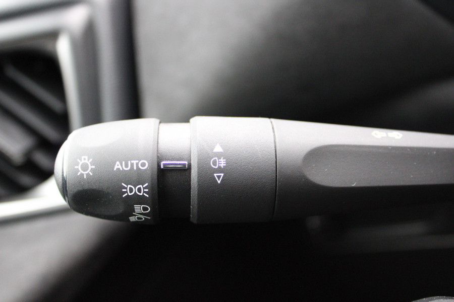 DS DS 3 Crossback E-Tense Performance Line 50 kWh | BLIS | Cruise control | Carplay | Stoelverwarming