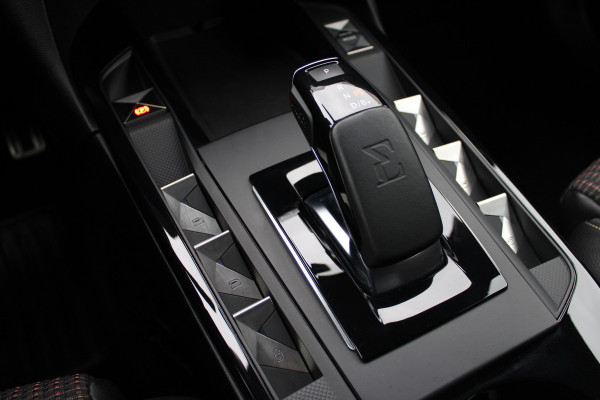 DS DS 3 Crossback E-Tense Performance Line 50 kWh | BLIS | Cruise control | Carplay | Stoelverwarming