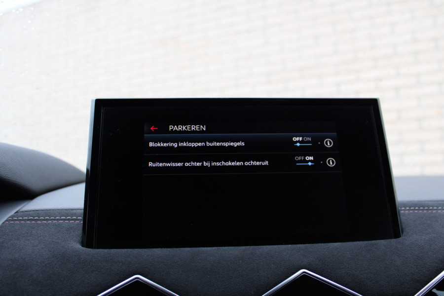 DS DS 3 Crossback E-Tense Performance Line 50 kWh | BLIS | Cruise control | Carplay | Stoelverwarming