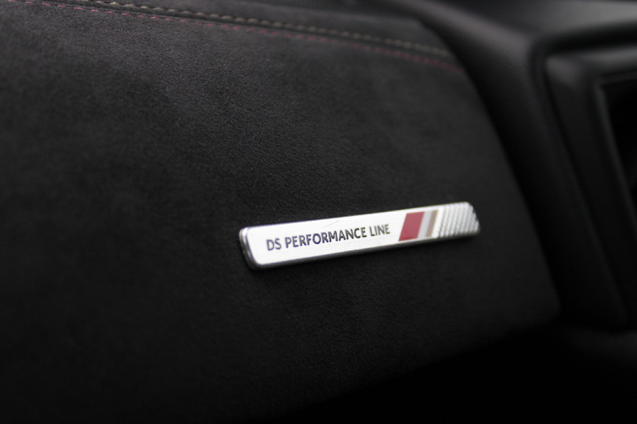 DS DS 3 Crossback E-Tense Performance Line 50 kWh | BLIS | Cruise control | Carplay | Stoelverwarming