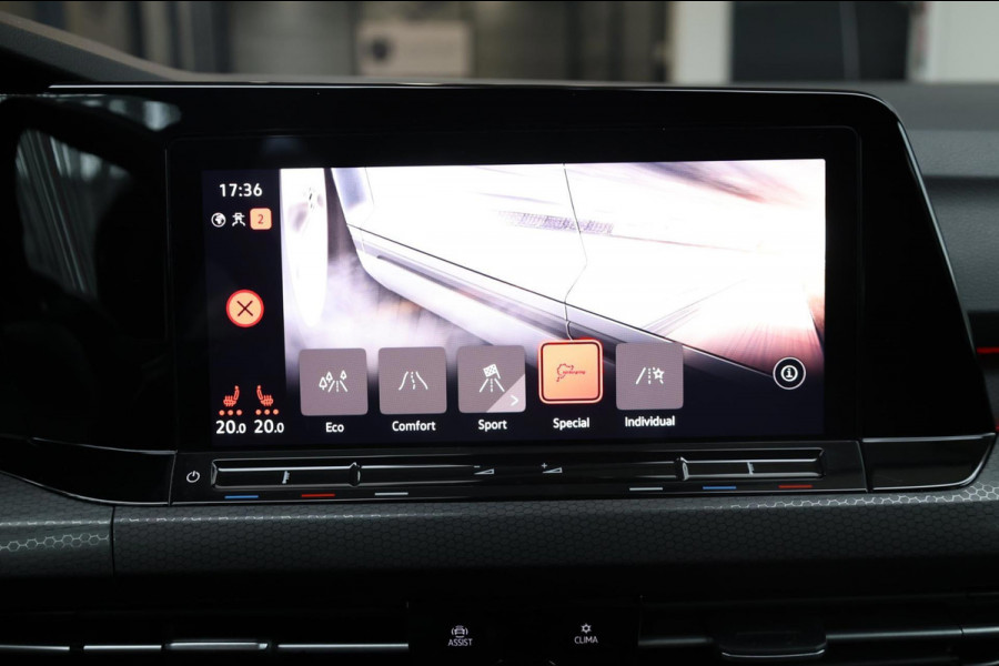 Volkswagen Golf 2.0 TSI GTI Clubsport 301+PK LED+IQ/PANO/HALF LEER+ALCANTARA+S.VERWARMING/19"/LINE/ACC/ECC/12 MND GARANTIE!