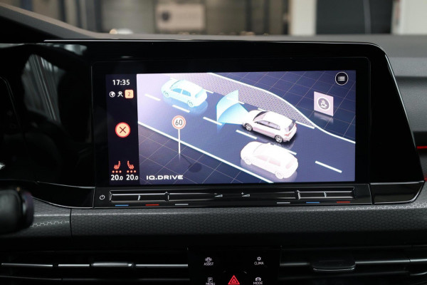 Volkswagen Golf 2.0 TSI GTI Clubsport 301+PK LED+IQ/PANO/HALF LEER+ALCANTARA+S.VERWARMING/19"/LINE/ACC/ECC/12 MND GARANTIE!