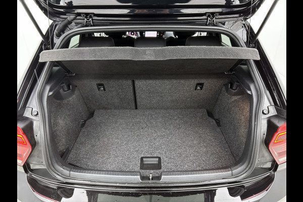 Volkswagen Polo 2.0 TSI GTI | 200PK | BTW | CARPLAY | ACHTERCAM | STOELVERW | ADD CRUISE | DIG DASH | CLIMATE | GOED ONDERH