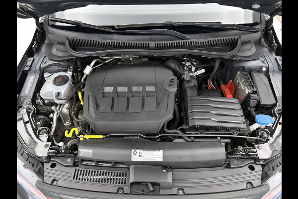 Volkswagen Polo 2.0 TSI GTI | 200PK | BTW | CARPLAY | ACHTERCAM | STOELVERW | ADD CRUISE | DIG DASH | CLIMATE | GOED ONDERH