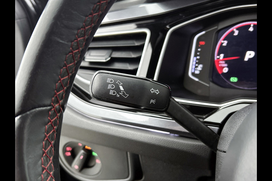 Volkswagen Polo 2.0 TSI GTI | 200PK | BTW | CARPLAY | ACHTERCAM | STOELVERW | ADD CRUISE | DIG DASH | CLIMATE | GOED ONDERH