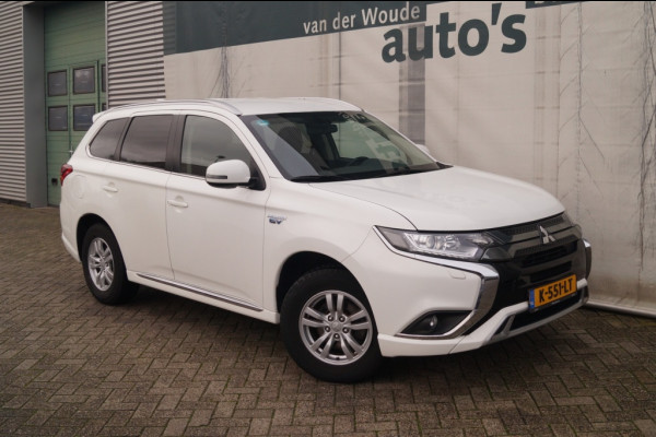 Mitsubishi Outlander 2.4 PHEV Automaat Pure -ECC-PDC-TREKHAAK-