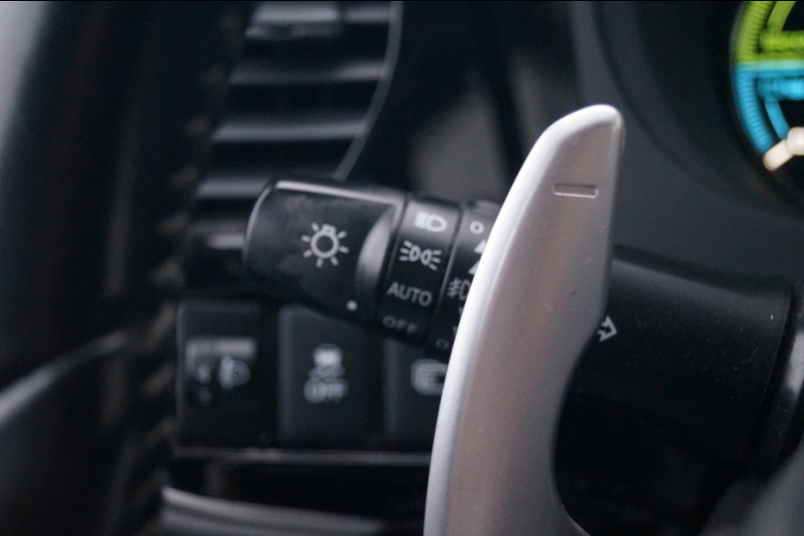 Mitsubishi Outlander 2.4 PHEV Automaat Pure -ECC-PDC-TREKHAAK-