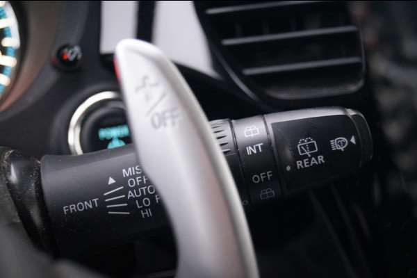 Mitsubishi Outlander 2.4 PHEV Automaat Pure -ECC-PDC-TREKHAAK-