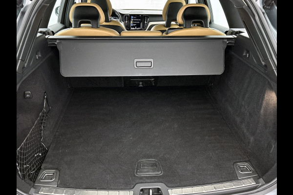 Volvo XC60 T5 AWD 251PK Inscription / Leder / Navigatie /  Winter Line / Business Pack Connect / Intellisafe Pro Line / Line / Apk nieuw