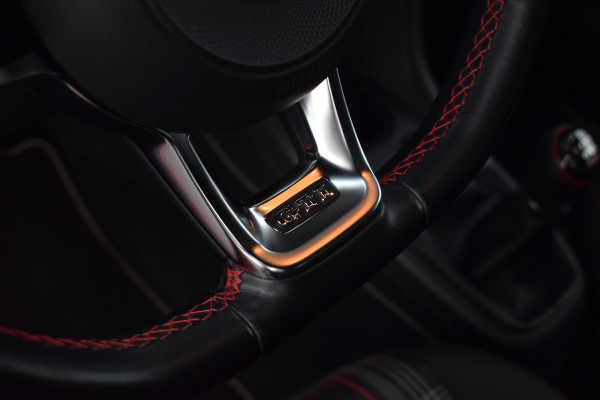 Volkswagen up! GTI 1.0 TSI 116pk | Pano | Beats | Camera