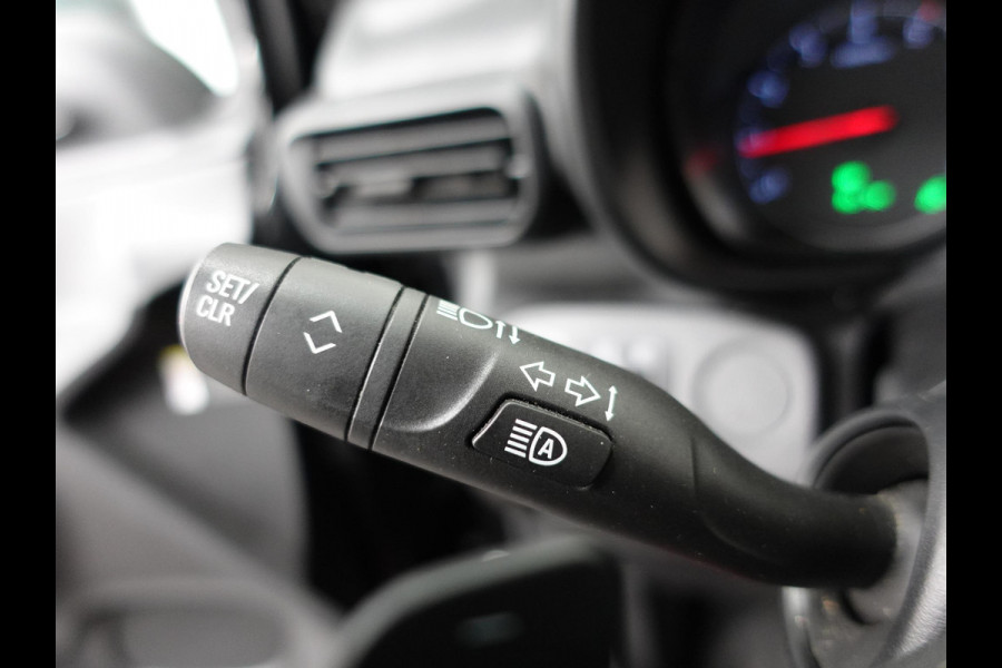 Opel Combo 1.5D 130PK L2H1 Edition Automaat Airco Bluetooh Navi Camera Parkeersensoren 2 Zits