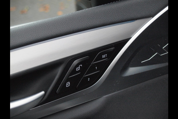 BMW iX3 Executive 80 kWh | Panoramadak | Camera | Apple Carplay | Sfeerverlichting |