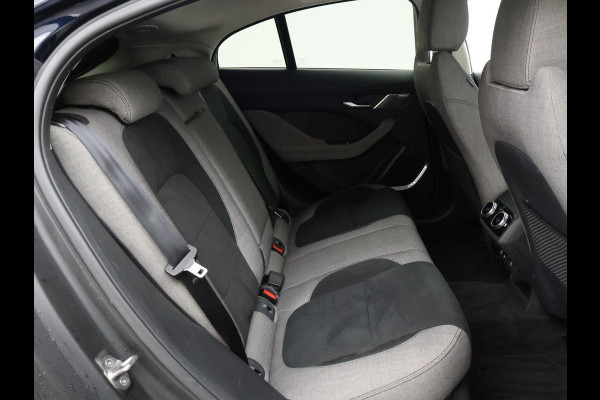 Jaguar I-PACE EV400 HSE 90 kWh *PORTOFINO BLUE* + 22 INCH | LUCHTVERING | PANORAMA | 360 CAMERA | STOELVENTILATIE