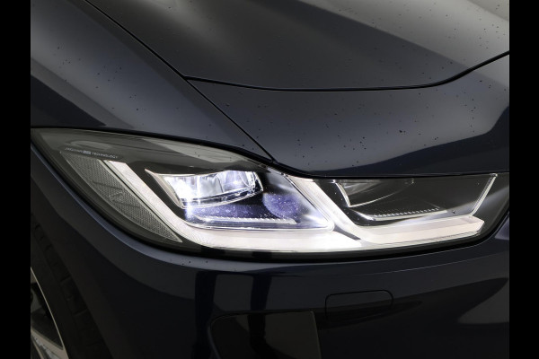 Jaguar I-PACE EV400 HSE 90 kWh *PORTOFINO BLUE* + 22 INCH | LUCHTVERING | PANORAMA | 360 CAMERA | STOELVENTILATIE