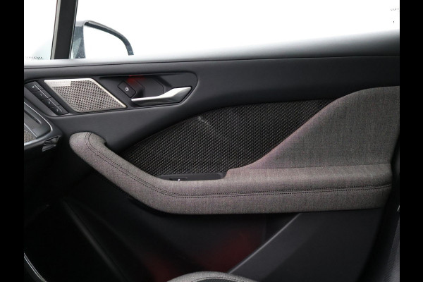 Jaguar I-PACE EV400 HSE 90 kWh *PORTOFINO BLUE* + 22 INCH | LUCHTVERING | PANORAMA | 360 CAMERA | STOELVENTILATIE