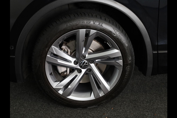 Volkswagen Tiguan 1.4 TSI eHybrid R-Line Business 245PK PHEV | 360 graden camera | Stoel- en stuurverwarming | Multimedia Plus | Assistentie pakket