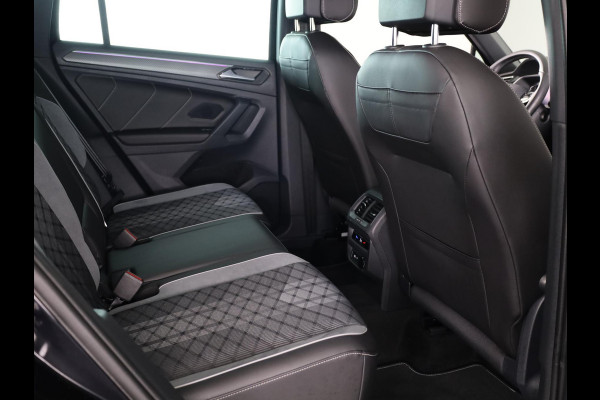 Volkswagen Tiguan 1.4 TSI eHybrid R-Line Business 245PK PHEV | 360 graden camera | Stoel- en stuurverwarming | Multimedia Plus | Assistentie pakket