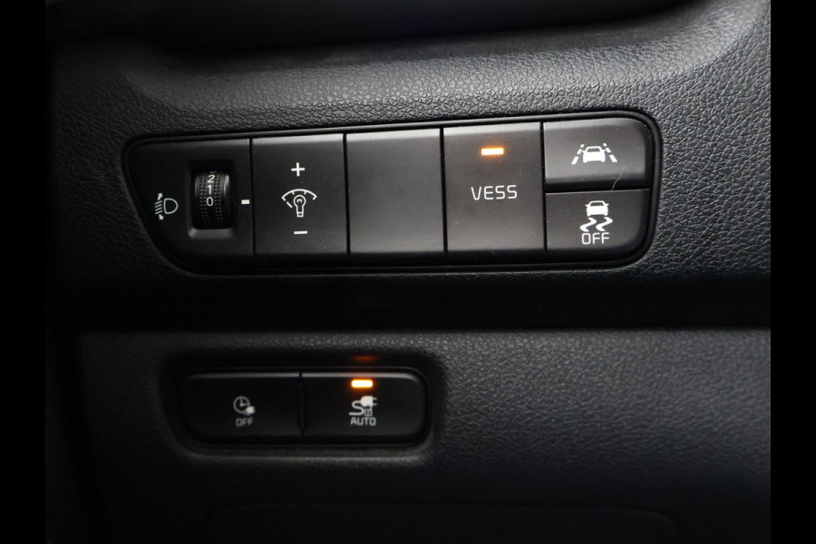 Kia e-Niro DYNAMICPLUSLINE 64 kWh + SCHUIFDAK | CARPLAY | CAMERA | STOEL/STUUURWIELVERW.