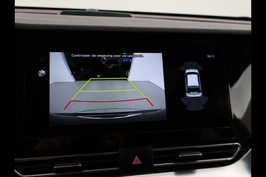 Kia e-Niro DYNAMICPLUSLINE 64 kWh + SCHUIFDAK | CARPLAY | CAMERA | STOEL/STUUURWIELVERW.