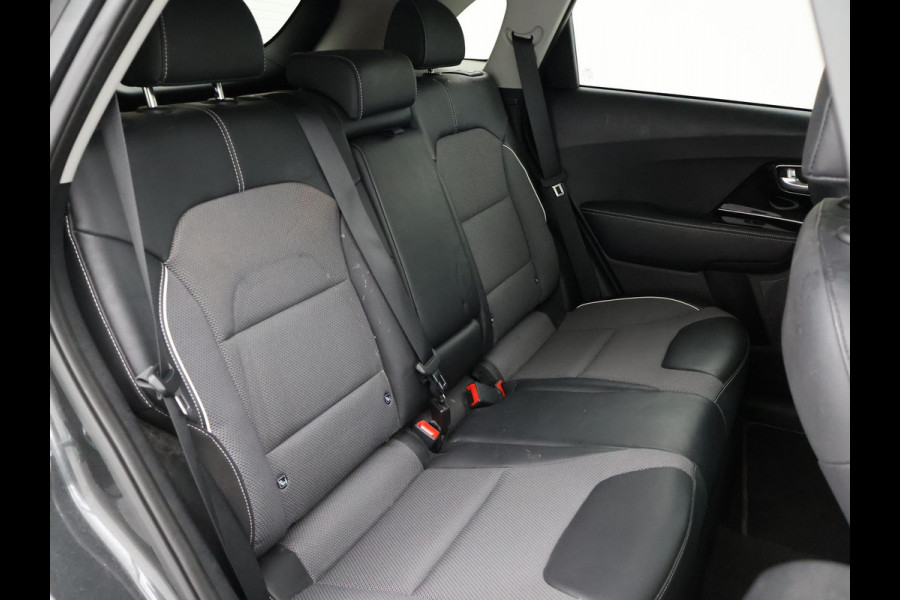 Kia e-Niro DYNAMICPLUSLINE 64 kWh + SCHUIFDAK | CARPLAY | CAMERA | STOEL/STUUURWIELVERW.