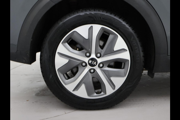 Kia e-Niro DYNAMICPLUSLINE 64 kWh + SCHUIFDAK | CARPLAY | CAMERA | STOEL/STUUURWIELVERW.