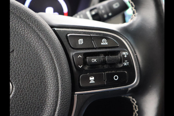 Kia e-Niro DYNAMICPLUSLINE 64 kWh + SCHUIFDAK | CARPLAY | CAMERA | STOEL/STUUURWIELVERW.