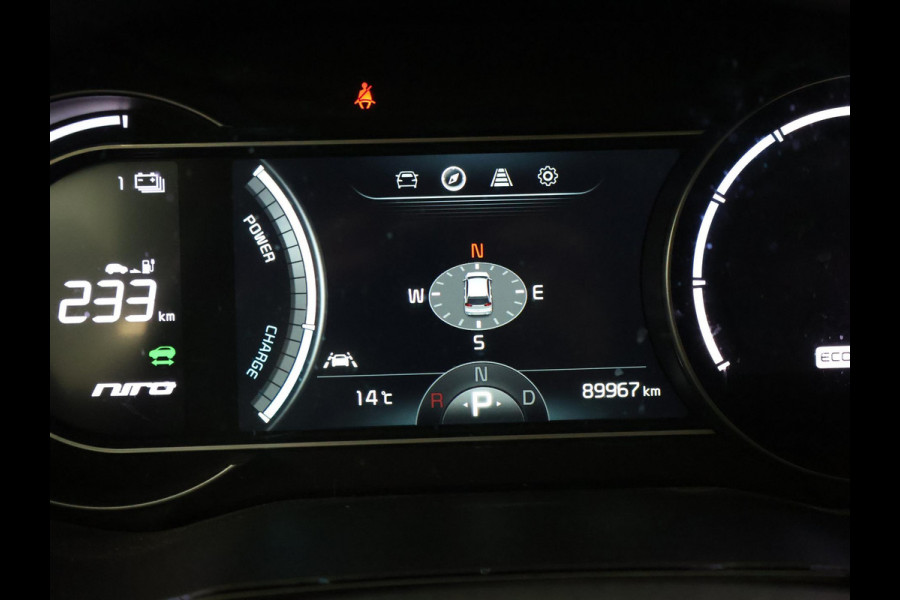 Kia e-Niro DYNAMICPLUSLINE 64 kWh + SCHUIFDAK | CARPLAY | CAMERA | STOEL/STUUURWIELVERW.