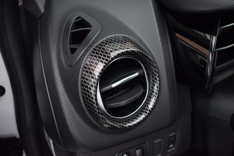 Renault Clio 0.9 TCe Bose | Navi | Camera | LED | 17"