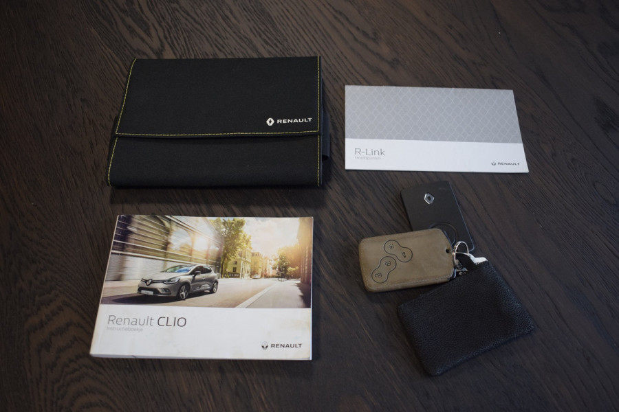 Renault Clio 0.9 TCe Bose | Navi | Camera | LED | 17"