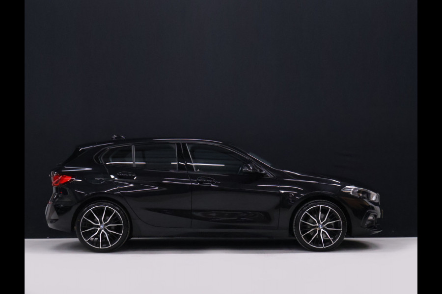 BMW 1-serie 118i Sport Line [APPLE CARPLAY, ANDROID AUTO, CRUISE CONTROL, PDC V+A , AUTOMATISCHE AIRCO, LANE ASSIST, BMW LED, NIEUWSTAAT]