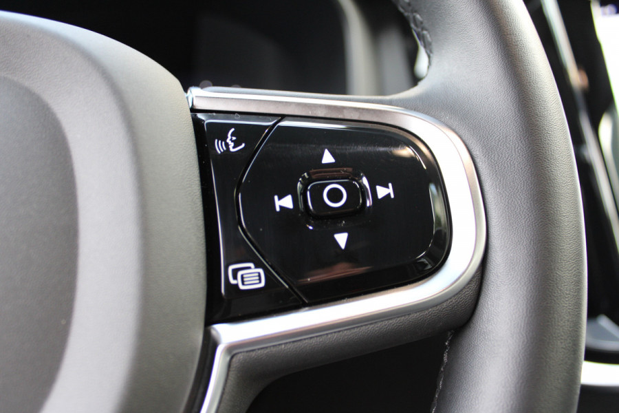 Volvo V60 2.0 T6 Plug-in hybrid AWD Plus Dark | Camera | Elektrische achterklep | Leder | Memory