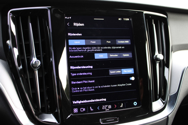 Volvo V60 2.0 T6 Plug-in hybrid AWD Plus Dark | Camera | Elektrische achterklep | Leder | Memory