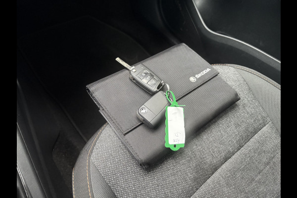 Škoda Fabia Combi 1.0 TSi 95pk Business Edition CAMERA/NAVI/CARPLAY/CRUISE/PDC/16INCH