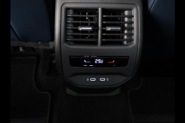 CUPRA Formentor 1.4 e-Hybrid Adrenaline 204 pk Automaat (DSG) | Navigatie | Parkeersensoren (Park assist) | Adaptieve cruise control | Stoelverwarming |