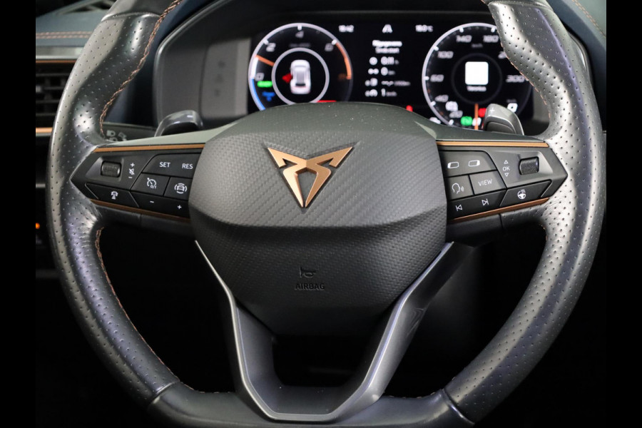 CUPRA Formentor 1.4 e-Hybrid Adrenaline 204 pk Automaat (DSG) | Navigatie | Parkeersensoren (Park assist) | Adaptieve cruise control | Stoelverwarming |