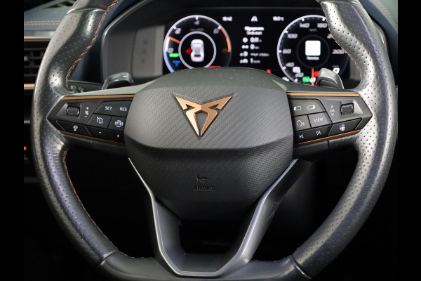 CUPRA Formentor 1.4 e-Hybrid Adrenaline 204 pk Automaat (DSG) | Navigatie | Parkeersensoren (Park assist) | Adaptieve cruise control | Stoelverwarming |