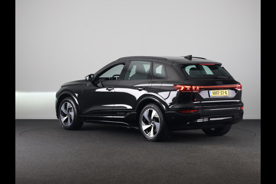 Audi Q6 e-tron S edition performance 100 kWh 306pk | Pack Tech Pro | Luchtvering | Stuurverwarming | MMI Bijrijdersscherm